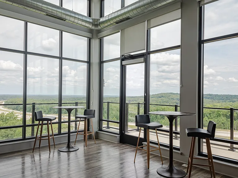The Vue at Westchester Commons — Photo 24