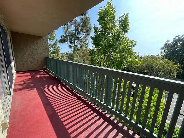 412 N Bellflower Blvd #208 — Photo 58