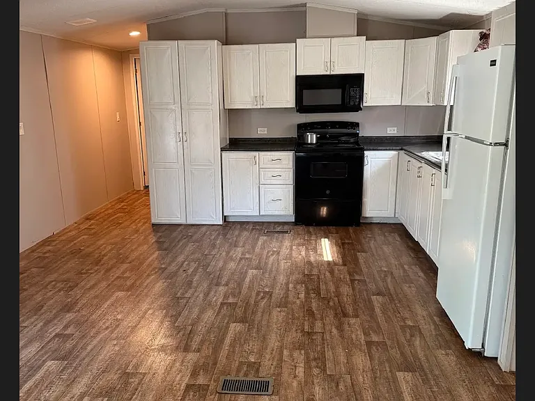 26 Judy St #94 — Photo 5