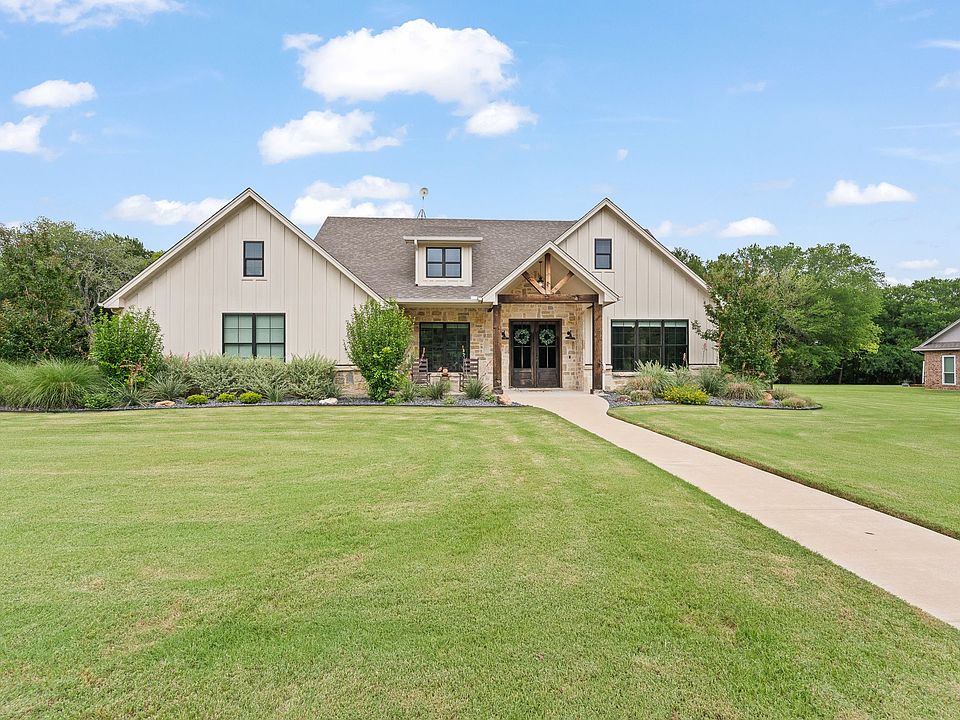 1st image of 12024 Trailwood Dr