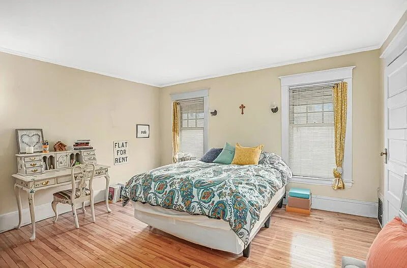 3 bed, 1.5 bath, 1700 sqft, $2,650 — Photo 4
