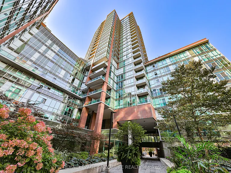 112 George St S #902 — Photo 23