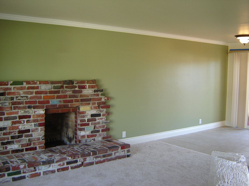 Living Room/Dining