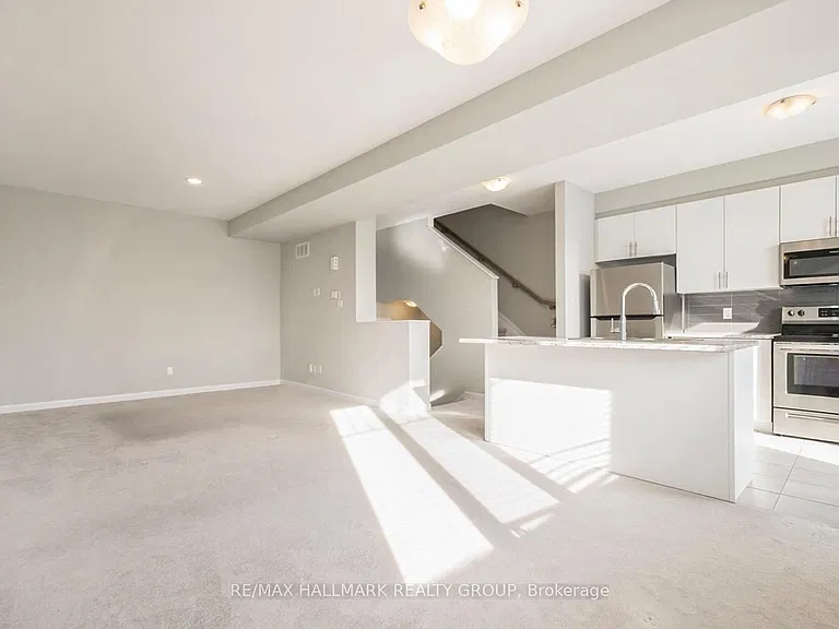 48 Teelin Cir — Photo 6