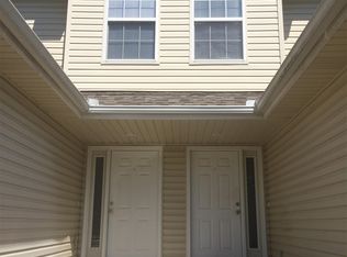 1202 Pebblecreek Dr APT B, Warrensburg, MO 64093