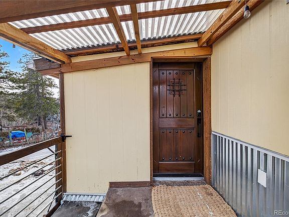 4th image of 24 Signal Rock Road