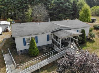 609 Mill Rd, Pembroke, VA 24136