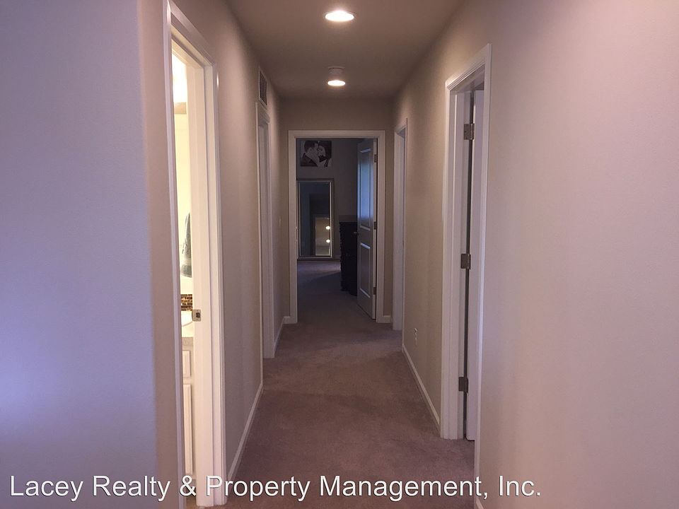 1st image of 8947 Corona St NE