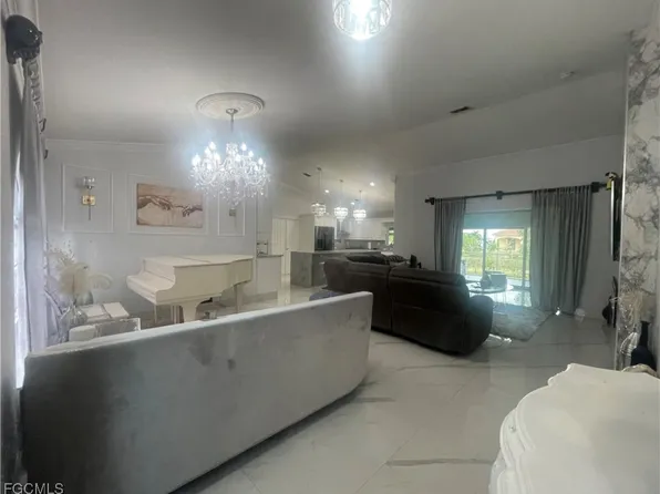 920 Alaska Ave, Lehigh Acres, FL 33971