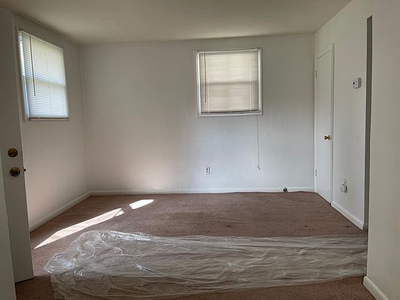 4th image of 2308 Arkansas Ave