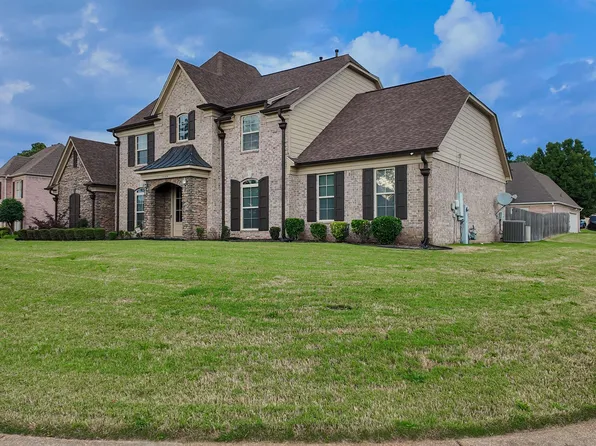 1400 Stable Run Dr, Cordova, TN 38016