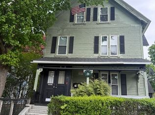 39 Woodland St, Worcester, MA 01610
