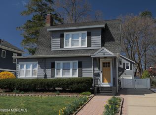 10 Cottage Pl, Freehold, NJ 07728