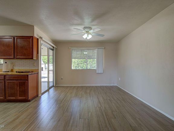 4th image of 10020 W Camden Ave
