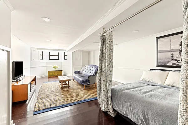 Sold by Corcoran | media 12