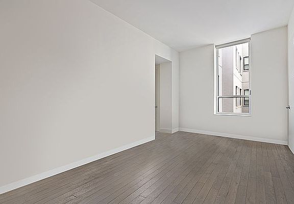 5th image of 416 W 52nd St APT 609