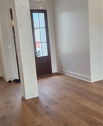 3rd image of 168 River Place Dr