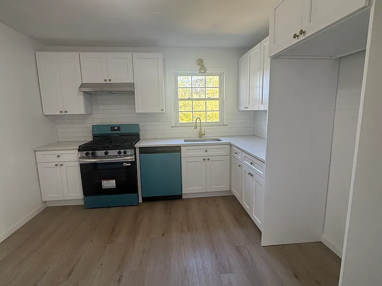 1006 Gifford Ct #2 — Photo 6