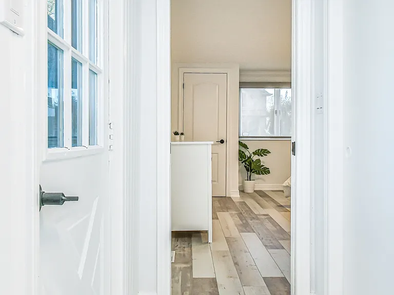 6 Colton Ave — Photo 17