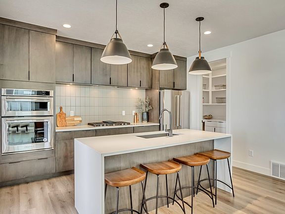 The Innovator Kitchen Daybreak Contempo Collection Cascade Village