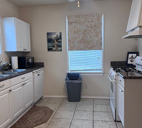 4th image of 5937 Catina St