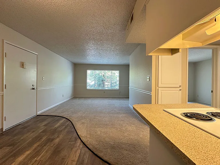 Northridge Terrace Apartments at 4900-4948 Stamas Lane, Fair Oaks California — Photo 19