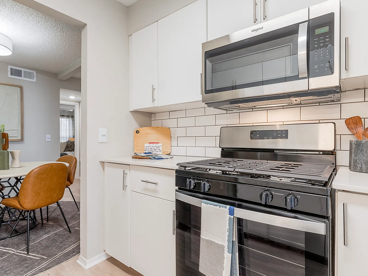 Spring Creek of Edmond Apartments — Photo 4