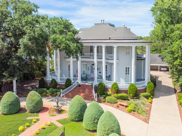 623 E Main St, New Iberia, LA 70560