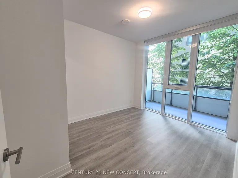 65 Broadway Ave S #209 — Photo 6