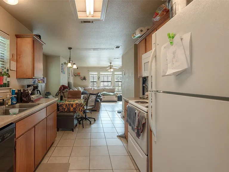 104 Yegua Cir — Photo 10