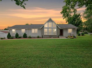 235 Austin Dr, Portland, TN 37148