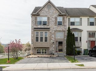 1260 Wanda Dr, Hanover, PA 17331