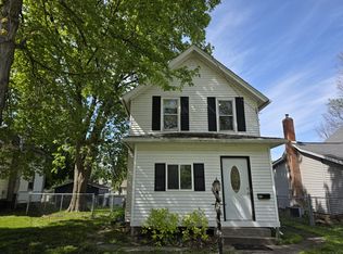 409 16th Ave, Sterling, IL 61081