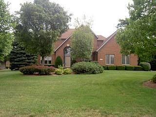 1st image of 8857 Chateau Dr
