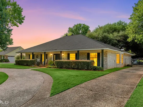 220 Norcross St, Bossier City, LA 71111