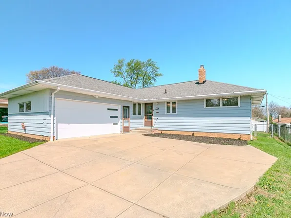 2784 Burden Dr, Parma, OH 44134