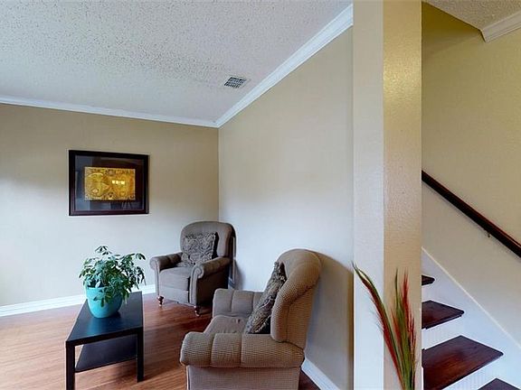 3rd image of 2021 Northridge Dr