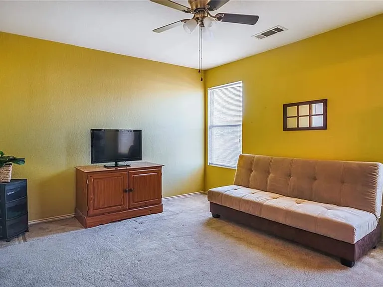 2601 Tilden Dr — Photo 13