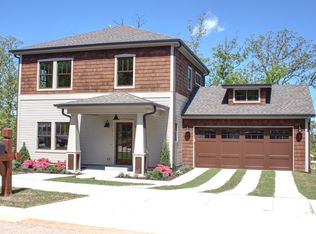 2315 N Marks Mill Ln, Fayetteville, AR 72703