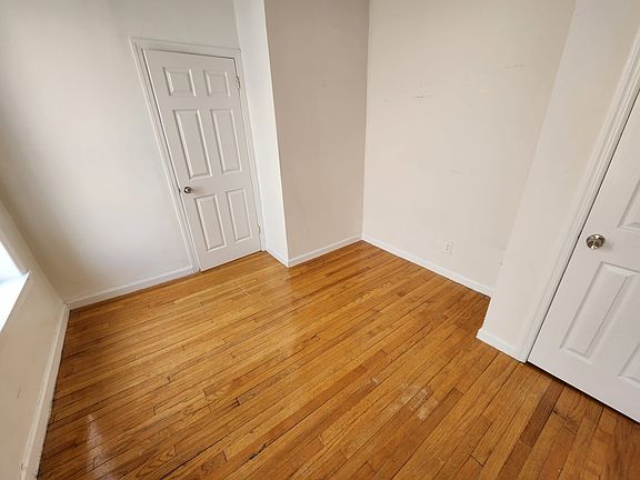 5th image of 304 W 147th St APT 24