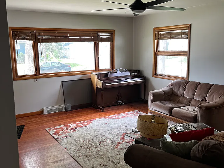 1414 Plum St — Photo 4