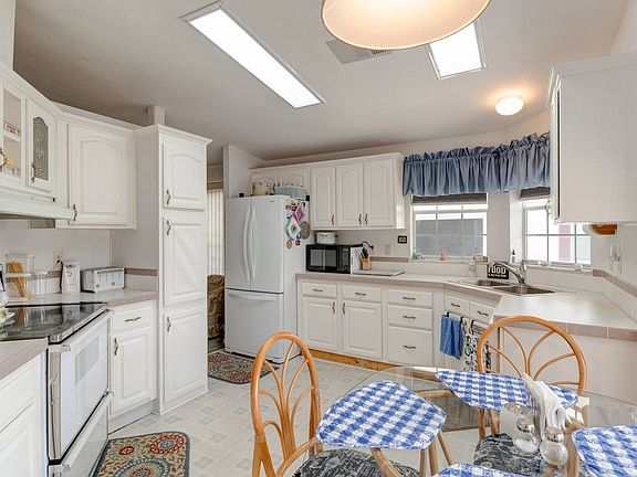 5th image of 112 Vitality Cir