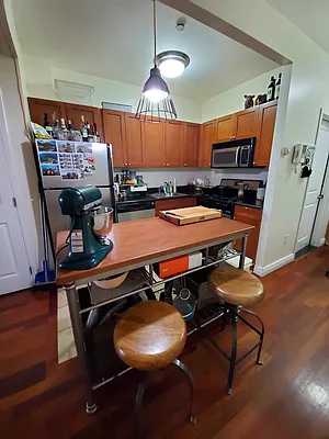 Rented by EXR | media 13