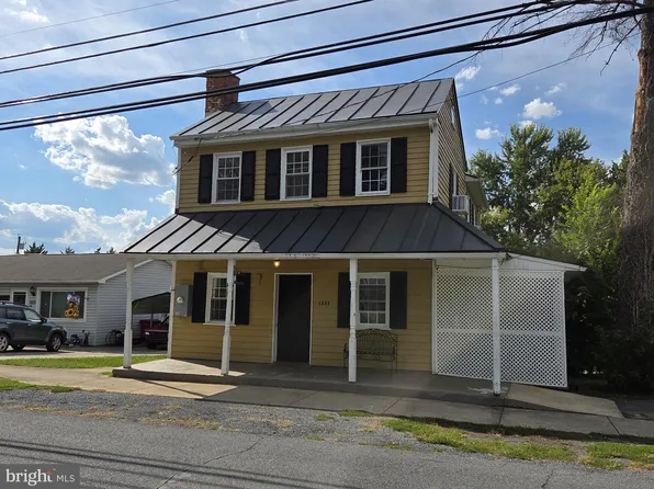 5335 Germain St, Stephens City, VA 22655