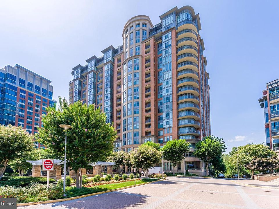 1st image of 8220 Crestwood Heights Dr APT 105