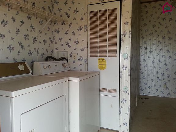 4th image of 8203 Diamond Cir
