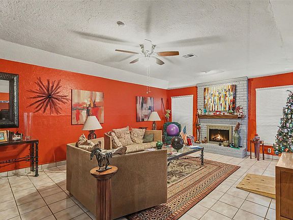 4th image of 5519 Arncliffe Dr