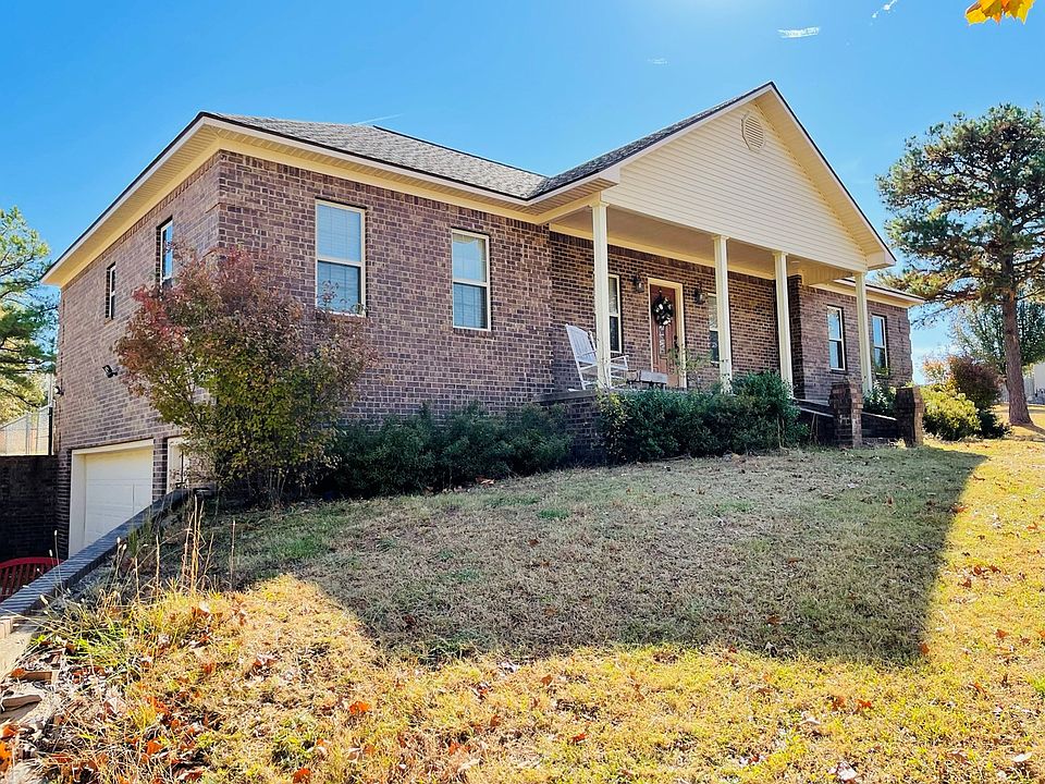 1st image of 373 Plantation Cir