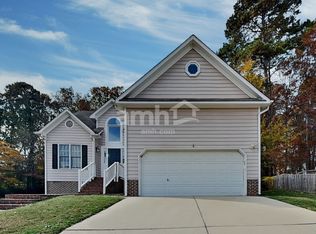 4805 Adams Ridge Dr, Greensboro, NC 27407