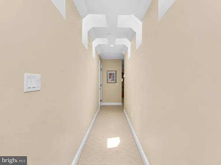 4400 Elm St — Photo 35